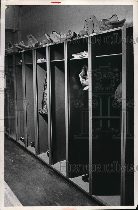 1968 Veterans' Lockers Emptied in Hickerson, Morin  - Historic Images