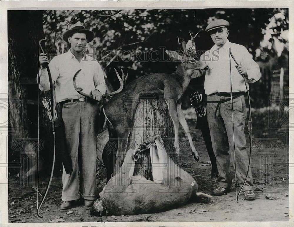 1933 EA Cochran And Chester Stephenson Show Deer Buck  - Historic Images