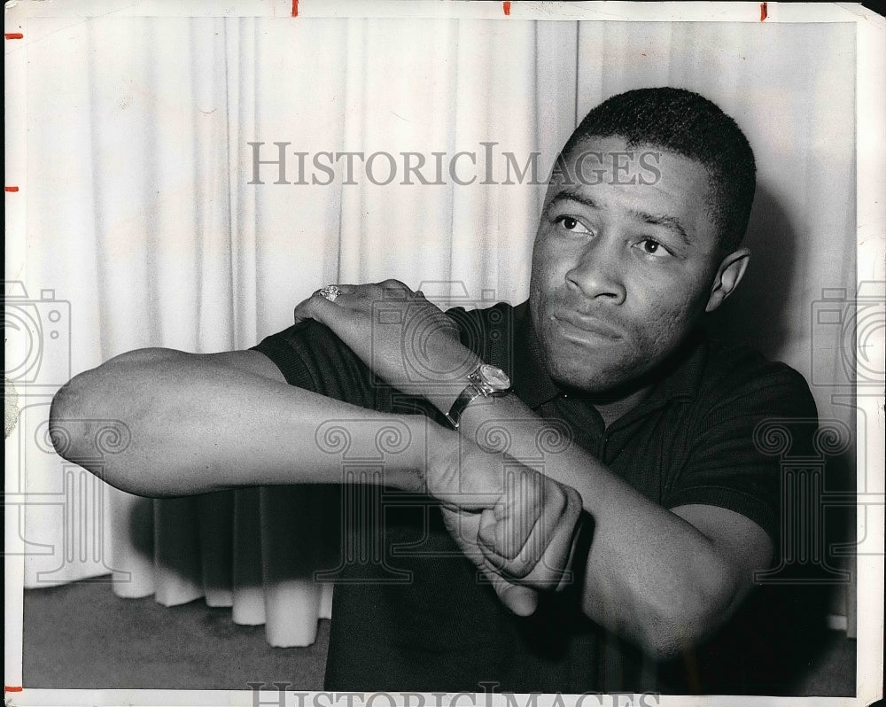 1968 Press Photo Elston Howard coach for the New York Yankees - nea54490 - Historic Images