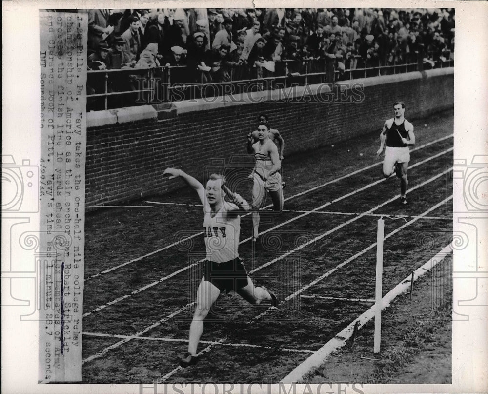 1946 Press Photo Robert Strickler  running relay race - Historic Images