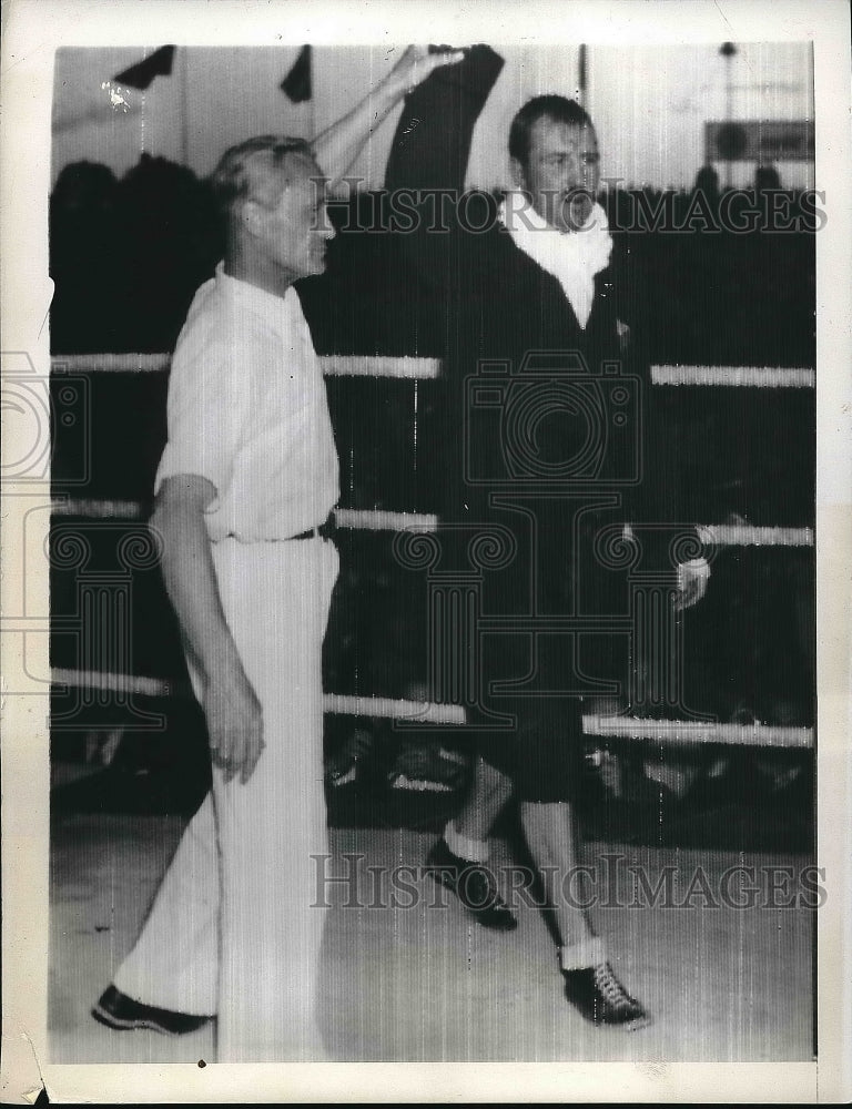 1957 Referee Arthur Kock with boxer all Ollie Tandberg  - Historic Images
