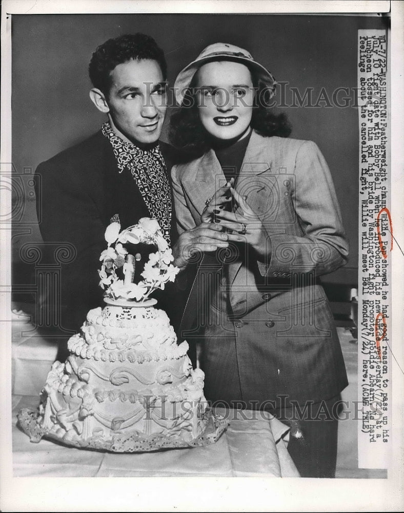 1950 Featherweight Champ Willie Pep with New Bride  - Historic Images