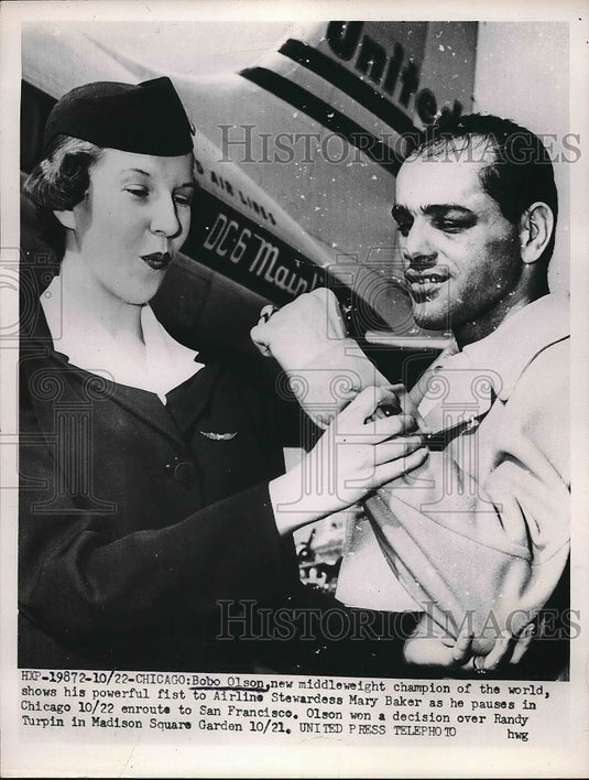 1953 Middleweight World Boxing Champion Carl "Bobo" Olson - Historic Images