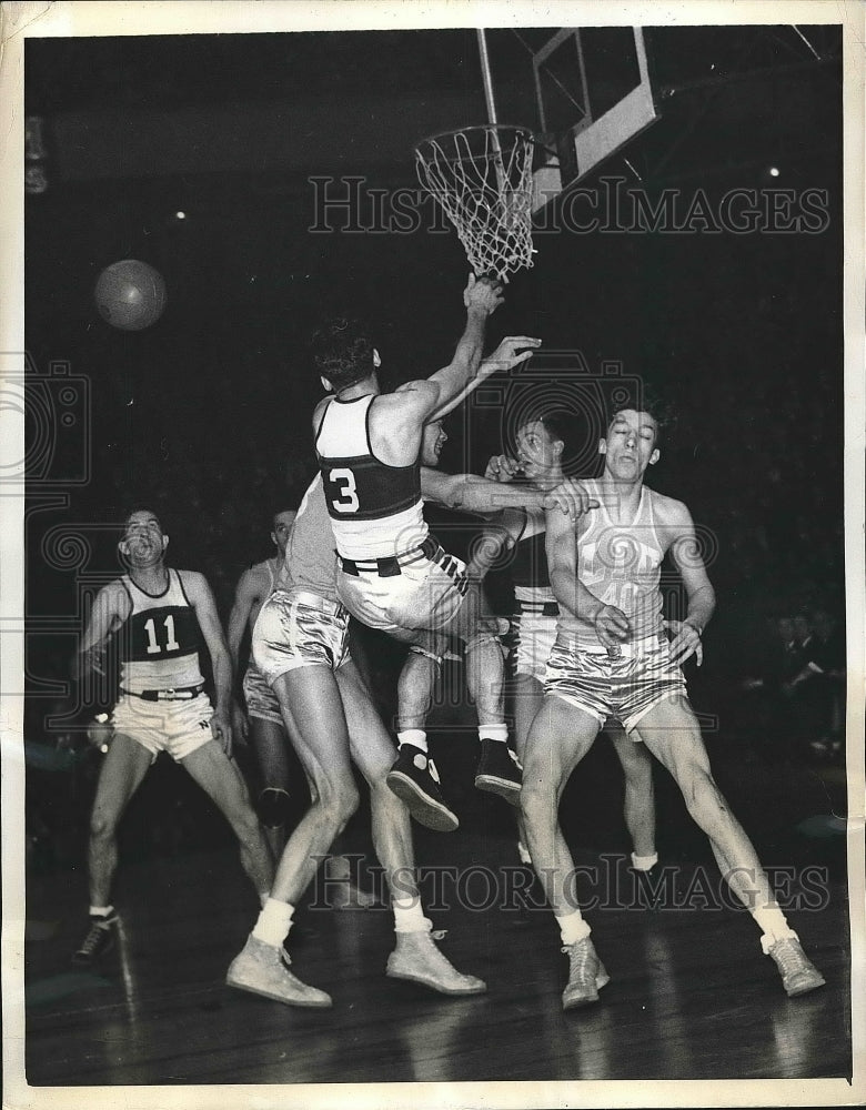1943 Press Photo Larry Varnell Hank Baietti Don Kotter Matt Zunic - nea54956 - Historic Images