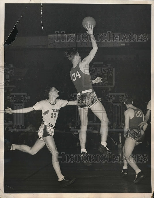 1945 Press Photo Jim Aurer W. Virginia De Pauls g. lA Rochelle - nea54957 - Historic Images