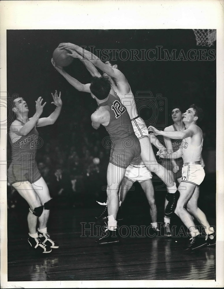 1941 College basketball players Peter Lalich, Paul Widowitz - Historic Images