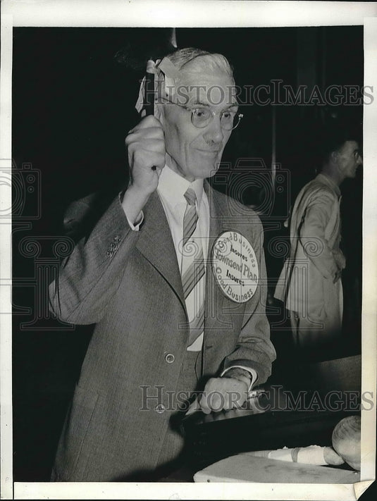 1938 Press Photo Dr. Francis E. Townsend Cadle Tabernacle - nea55439 - Historic Images