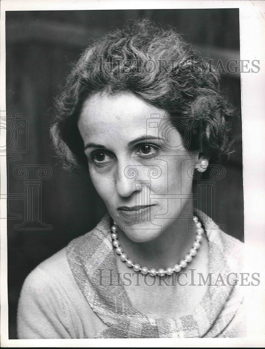 1967 Press Photo Mrs. Evelyn R. Sweitzer Stock Indictment - nea55441-Historic Images
