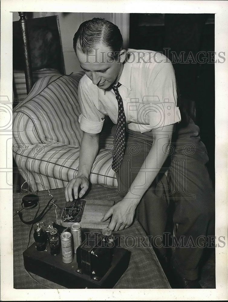 1941 Leo Sadowsky Radio Operator  - Historic Images