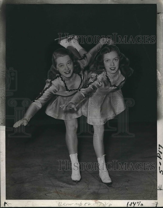1946 Press Photo Ice Skating Patricia Chouwn & Barbara Griffin - nea55493 - Historic Images