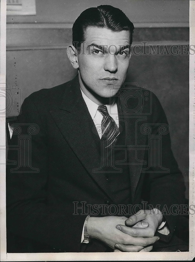 1935 Press Photo Otto Van Derck, Chicago banker on trial for passing bad checks - Historic Images