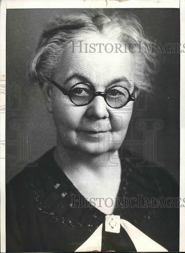 1940 Maby Cox, school teacher in Elwood, IN  - Historic Images