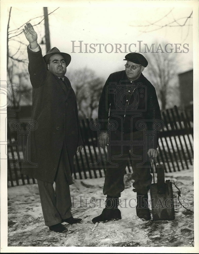 1940 Willoughby road supervisor Anthony Venditti and Dan Burnell - Historic Images