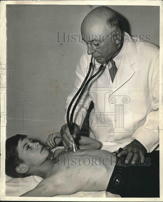 1941 Dr. Biederbach of the American Society of Pediatrics - Historic Images