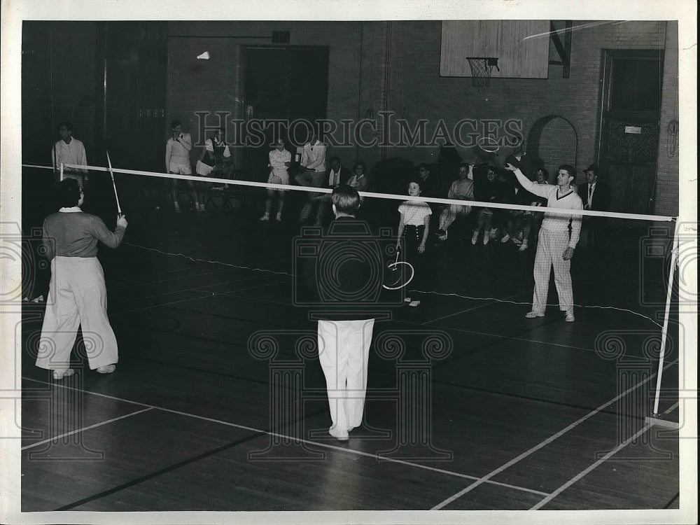 Press Photo Day Sawicki Hogg &amp; Atchison Play Badminton Match - nea55564 - Historic Images