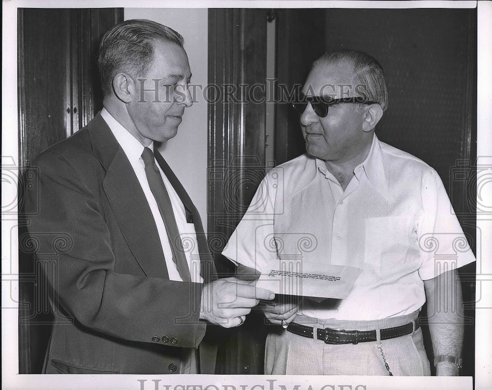 1954 Deputy Marshall Mac Fisher Serves Subpoena To Harry Cane - Historic Images
