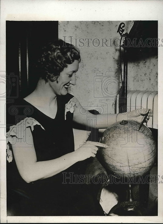 1932 Press Photo Nati Browne Mrs. Oma Cooper - nea55747-Historic Images