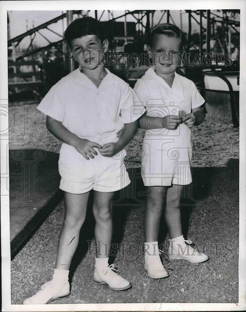 1953 Richard Correll &amp; Craig Gosden Sons Of Radio Personalities - Historic Images