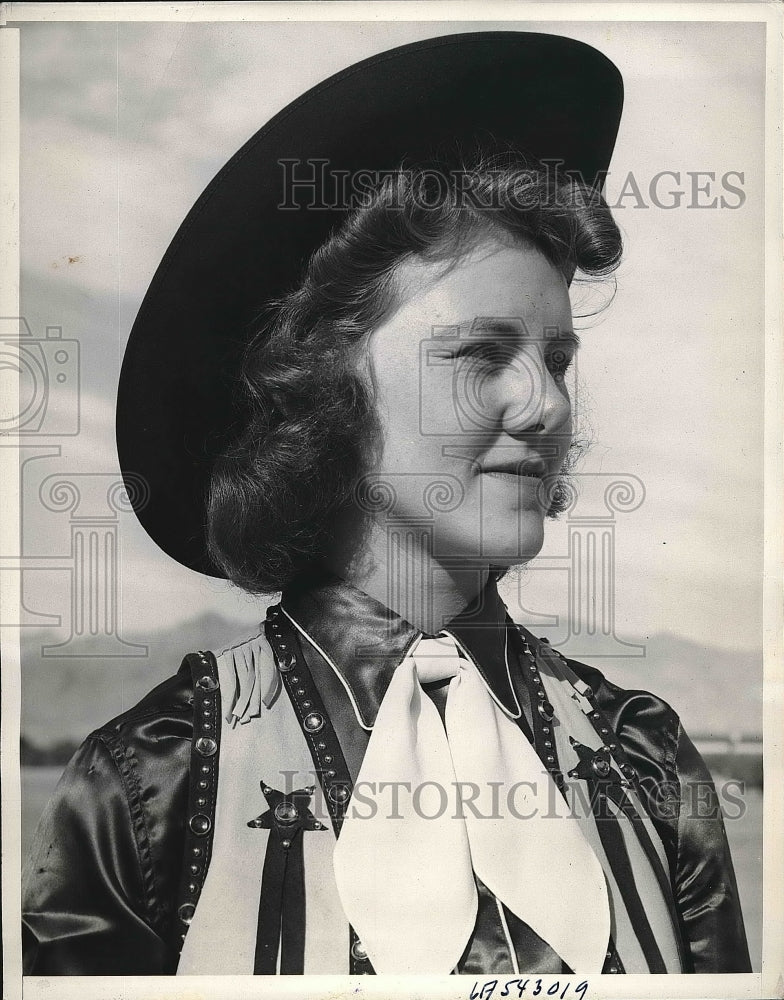 1940 Frances Coleman a University of Arizona  - Historic Images