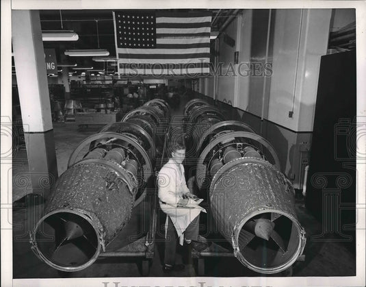 1951 Press Photo Bruce Roberts testing a jet engine - nea56010 - Historic Images