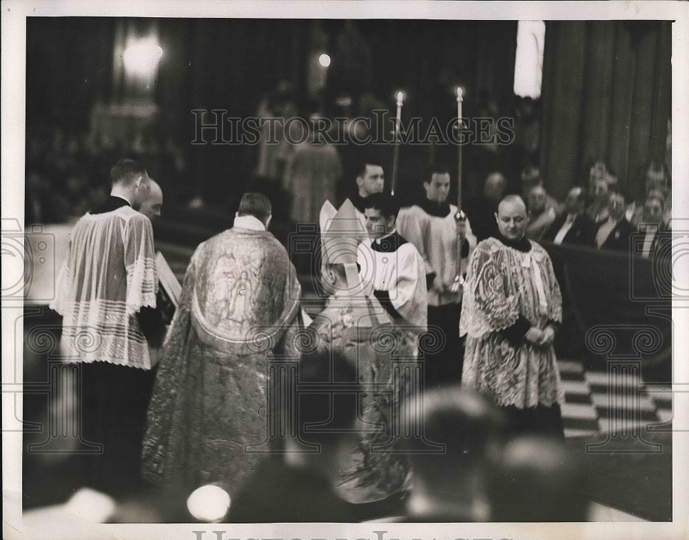 1939 Press Photo Bishop Stephen Donahue at St. Patrick&#39;s Cathedral - nea56040 - Historic Images