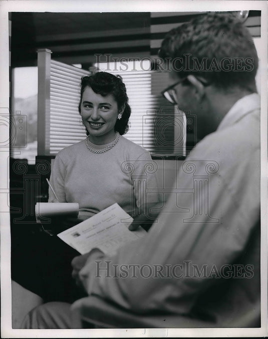 1954 Press Photo Mary Ellen Collins and her boss Kip Brown - nea56145 - Historic Images
