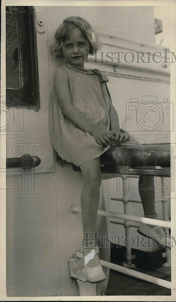 1932 Shiela Corbin aboard the C.N.S. Lady Rodney  - Historic Images