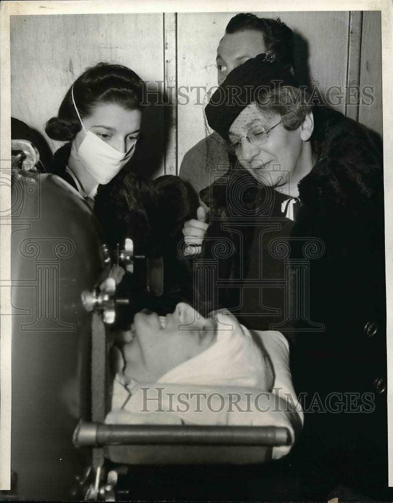 1940 Jerome Safur Age 17 in Iron Lung fir One Year  - Historic Images