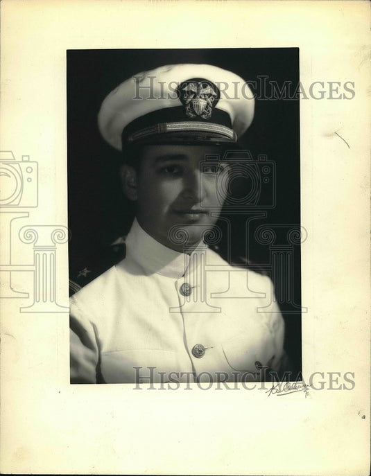 1944 Press Photo An unidentified military man - nea56379-Historic Images