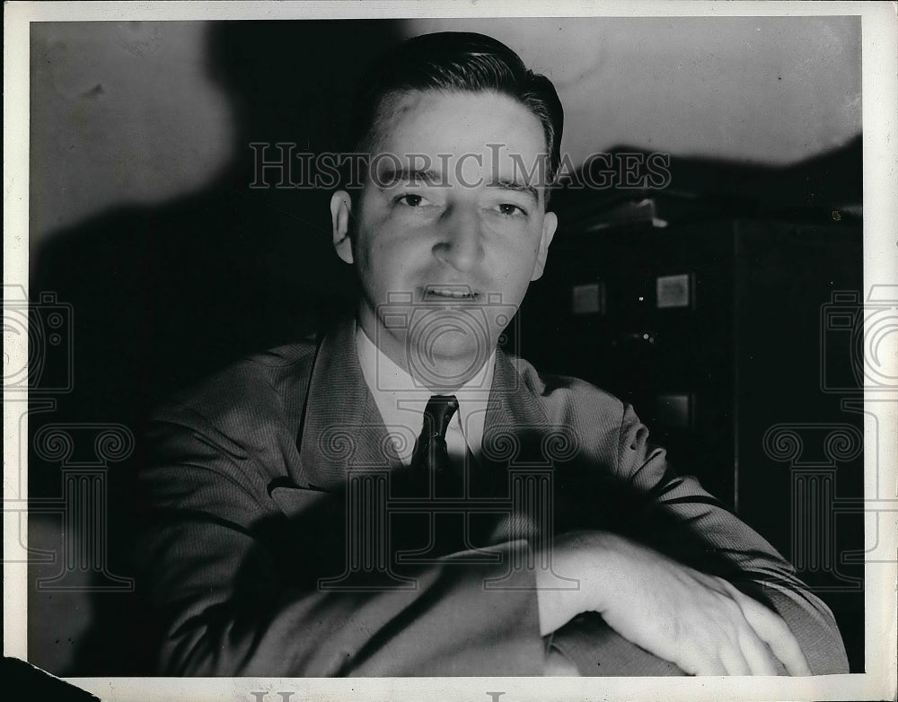 1942 John Shea  - Historic Images