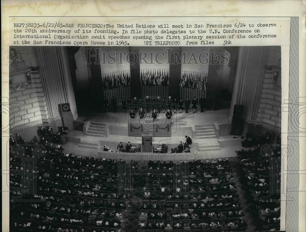 1965 View Of United Nations Meeting During Conference  - Historic Images