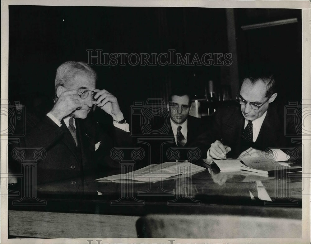 1938 Press Photo Gerard Swope, Pres. General Electric Co., Testifies NY Hearing - Historic Images