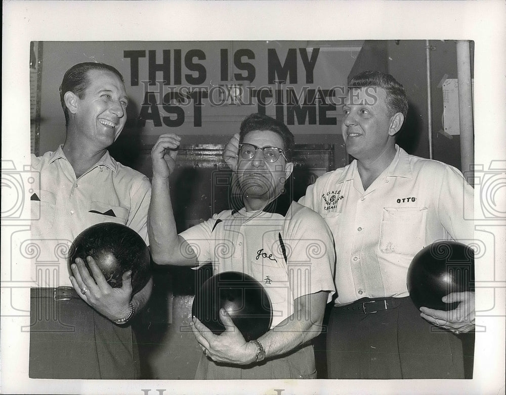1961 Harry Seabolt Joe Andoline and Ottoe Niehus bowling competitors - Historic Images