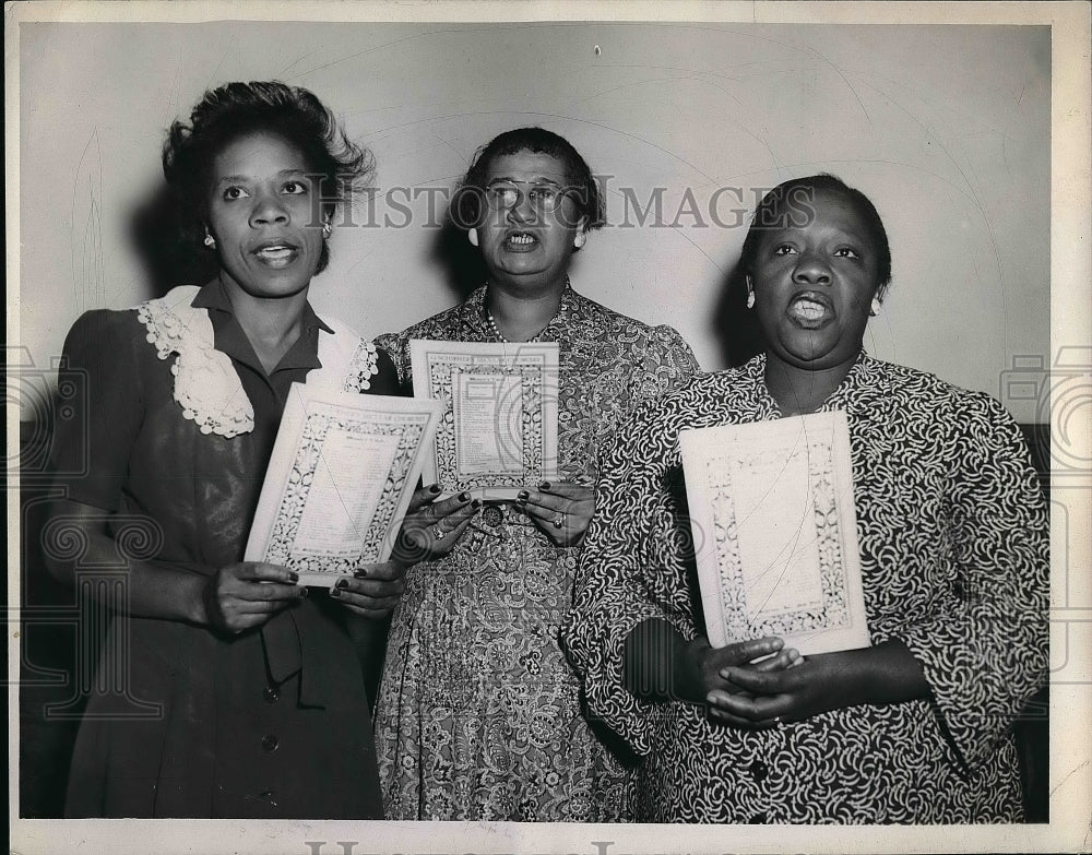 1944 Press Photo Mrs. Olive McLin,Mrs. Jolin Greene,Mrs. Arthur Bates - Historic Images