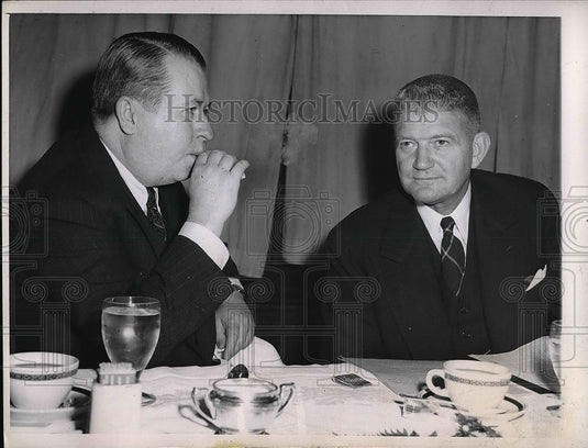 1943 Publisher of Chicago Gilliman Evans & Hugh Baillie  - Historic Images