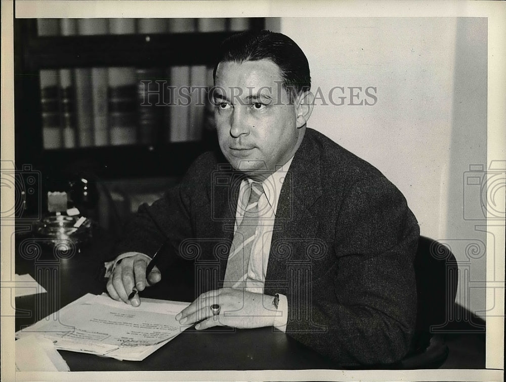 1936 Bradley Smith of the division of investigations  - Historic Images