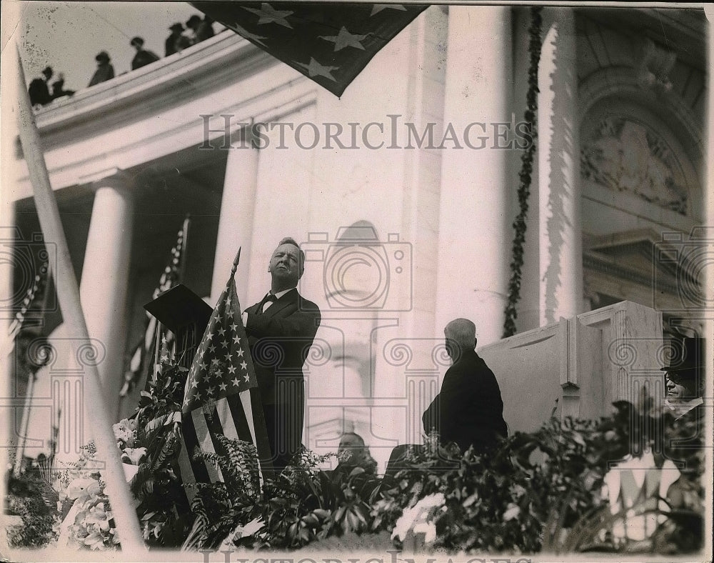 1920 Press Photo Sec. of the Navy Daniels giving speech - nea56848 - Historic Images