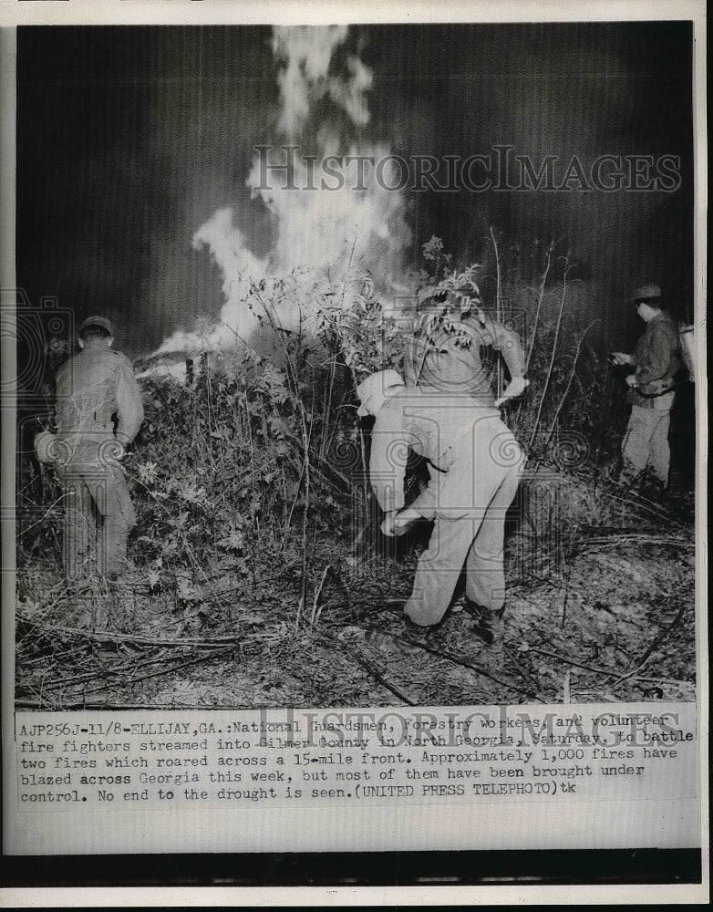 1952 National Guardsmen &amp; Fire Fighters Battling Fires In Georgia - Historic Images