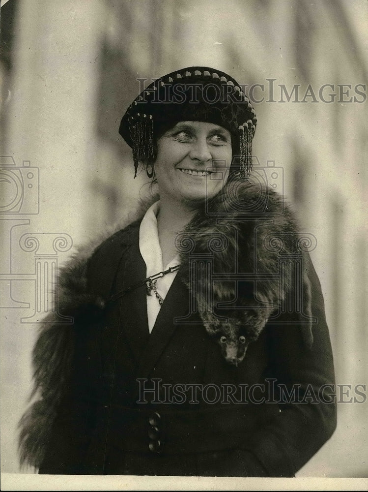 1921 Mme. Seri Hard journalists in Stockholm Sweden  - Historic Images