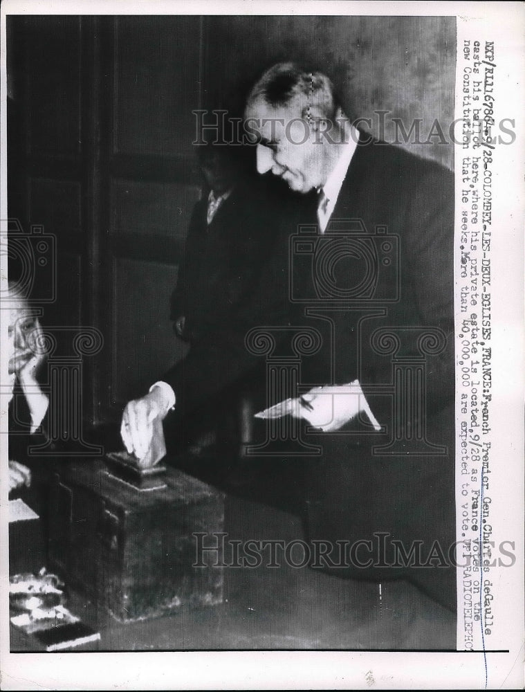 1958 Press Photo French Premier General Charles De Gaulle Casting Ballot - Historic Images