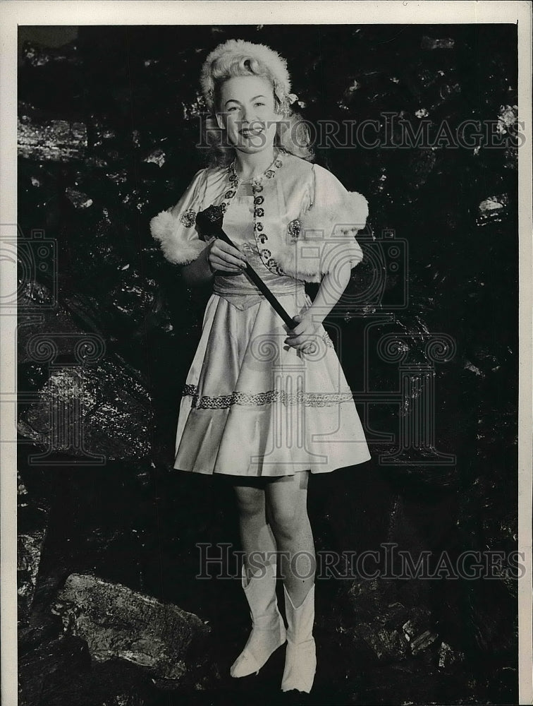 1940 Jean DuPont, Miss Winter Solstice Of 1940  - Historic Images