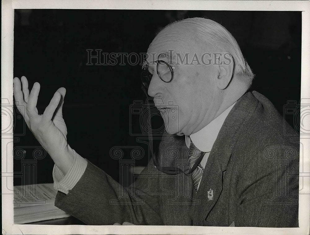 1943 Arthur Williston industrial engineer of Boston Massachusetts - Historic Images
