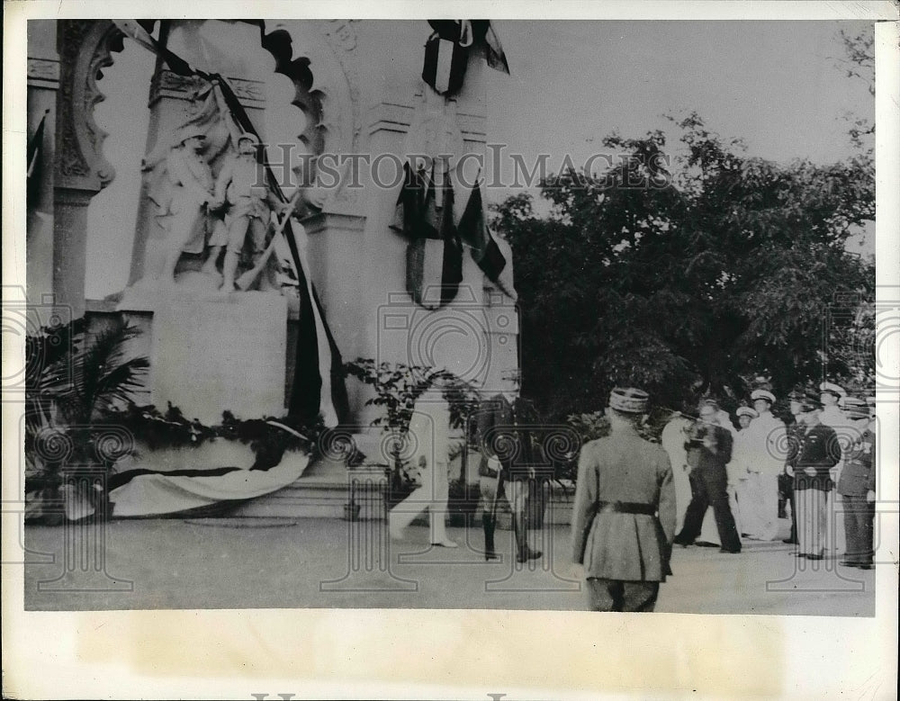 1943 Press Photo Rear Adm. William Glassford, Gen. Henri Giraud, Monument WWI - Historic Images