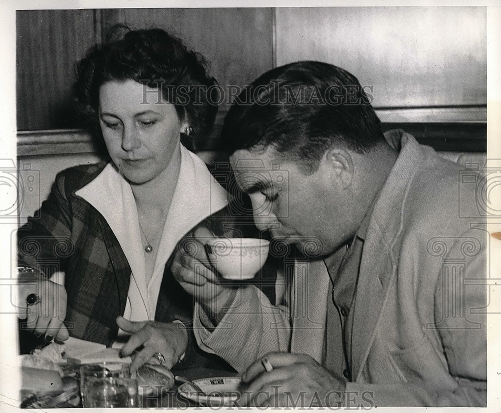 1941 Freddie Fitzsimmons (P, Brooklyn Dodgers) with his wife. - Historic Images