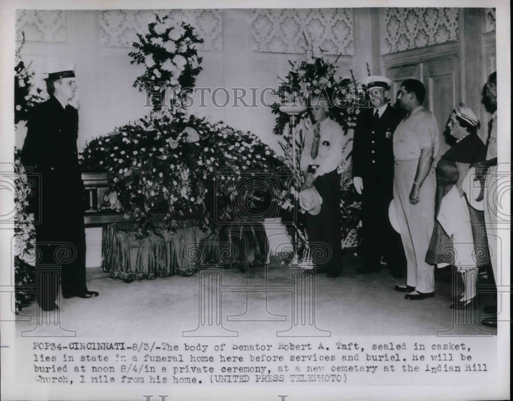 1953 Press Photo People Gathered At Senator Robert Taft Memorial - Historic Images