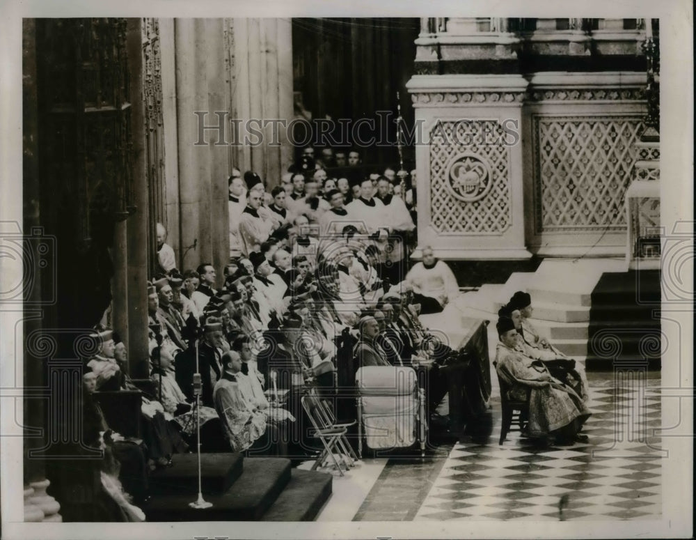 1939 Press Photo Most Rev. Francis Joseph Spellman at St. Patrick&#39;s Cathedral-Historic Images