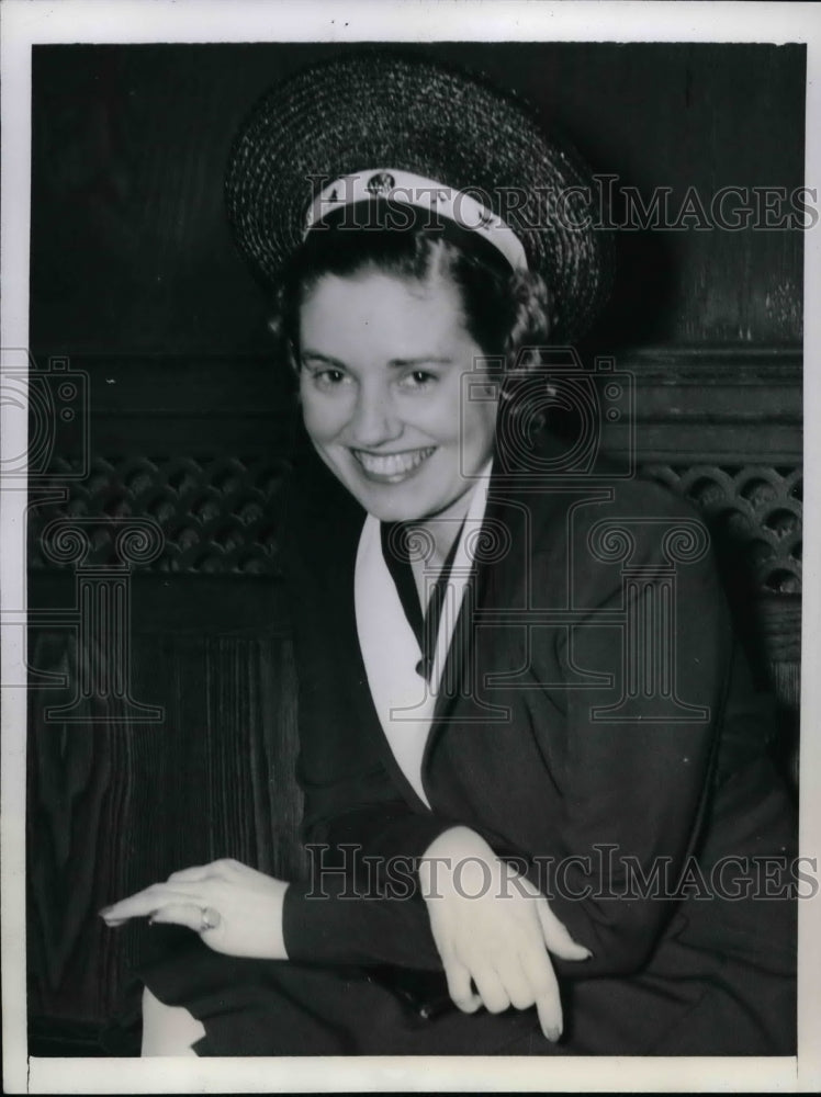 1941 Press Photo Mrs Grace Druggan going to court - nea57667 - Historic Images