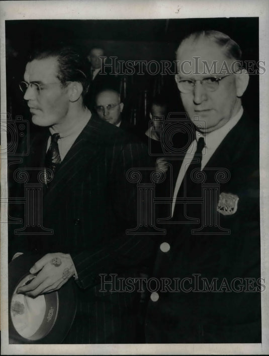 1942 Paul Johnson, Seaman Who Surrendered Himself For Killing Man - Historic Images