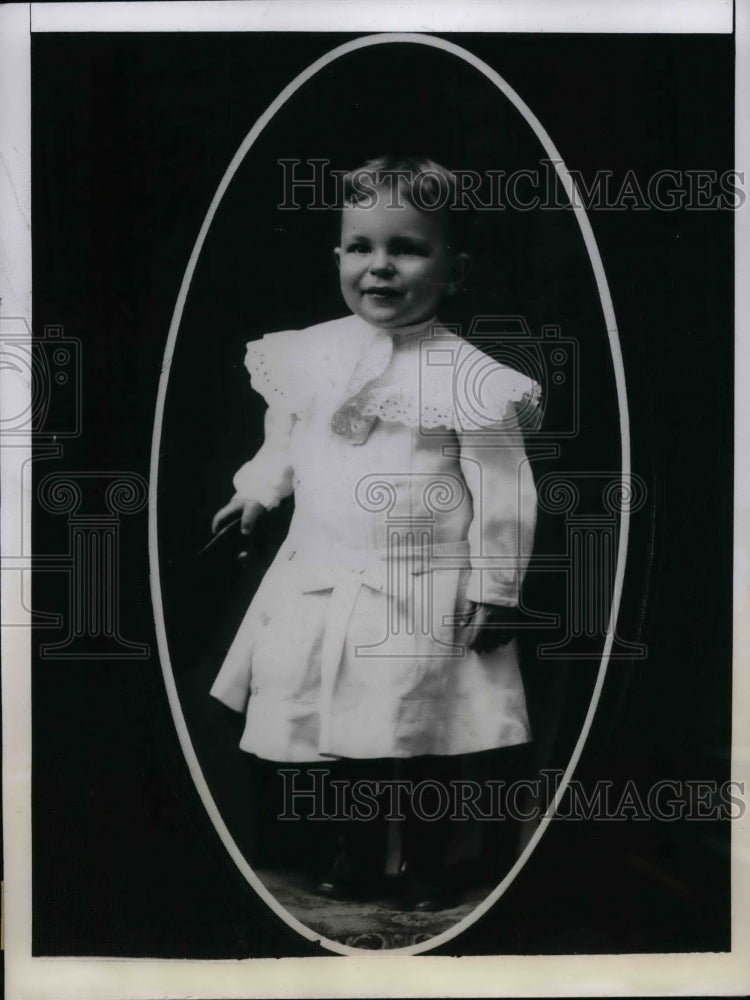 1944 Press Photo Tom Dewey At Two Years Old - nea57721 - Historic Images