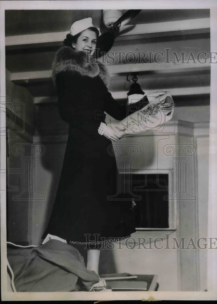 1937 Shirley Joy of Seattle, &quot;Miss Western America&quot;  - Historic Images